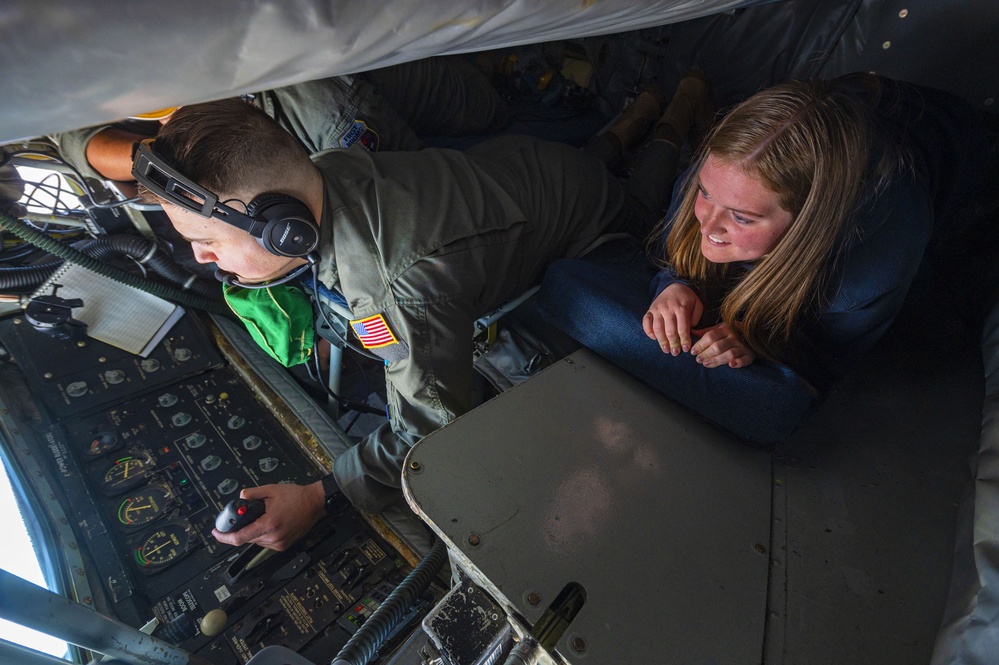 Fairchild hosts Clarkston High School JROTC for orientation flight