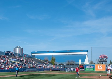 Spokane Indians host deployed families
