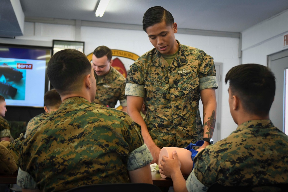 Naval Medical Center Camp Lejeune teaches 'Stop the Bleed' for Camp Lejeune Marines