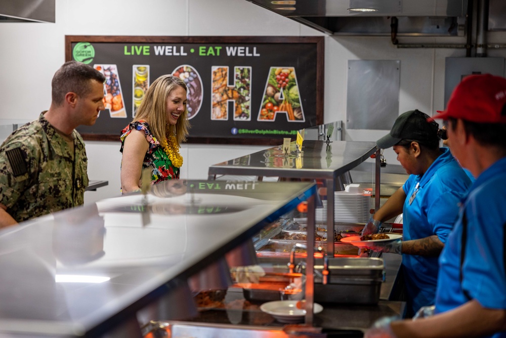 Assistant Secretary of the Navy for Energy, Installations and Environmental Visits Silver Dolphin Bistro