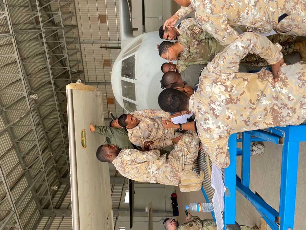 The 818th MSAS, Mauritanian Air Force train together in Mauritanian Air Force’s C-208 program