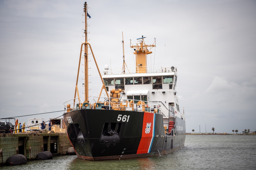 Coast Guard Base Galveston units host local high schoolers in Galveston, Texas