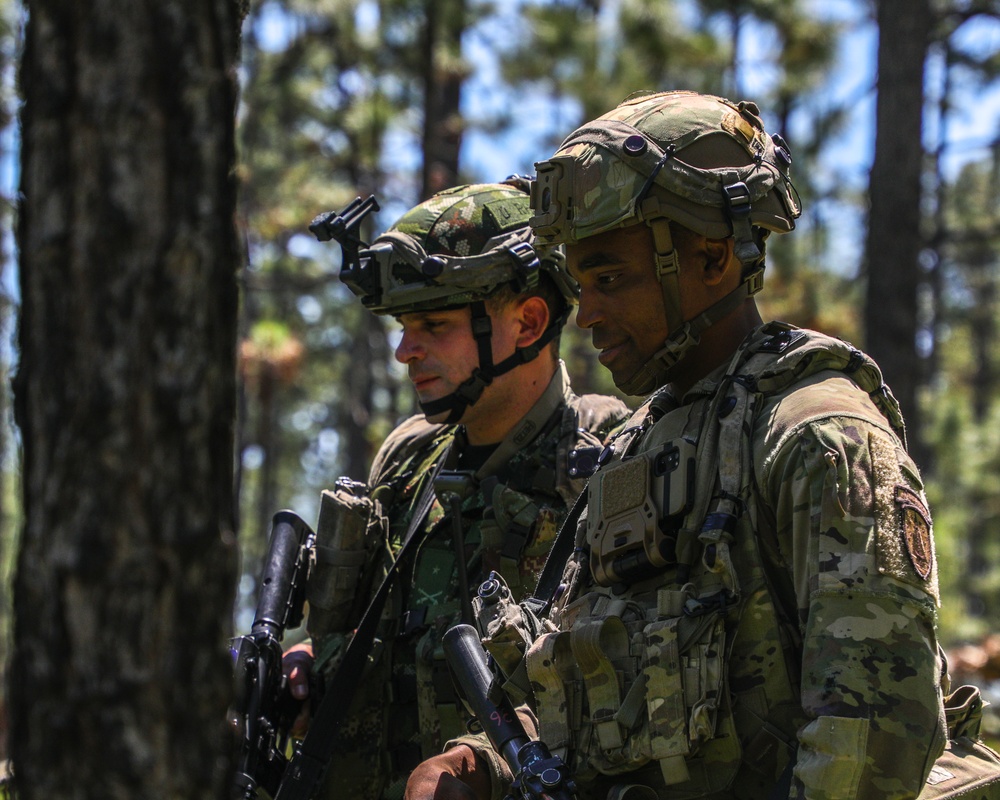 JRTC 23-07 Colombian Commandos