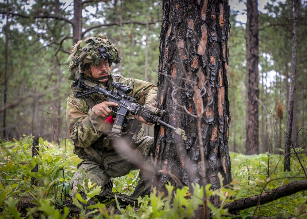 JRTC 23-07 Paratroopers React To Contact