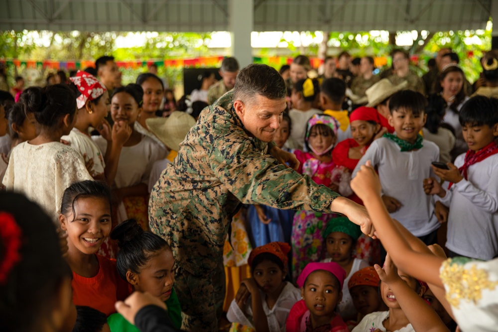 Balikatan 23 | Suklayin community holds engagement for U.S. Forces