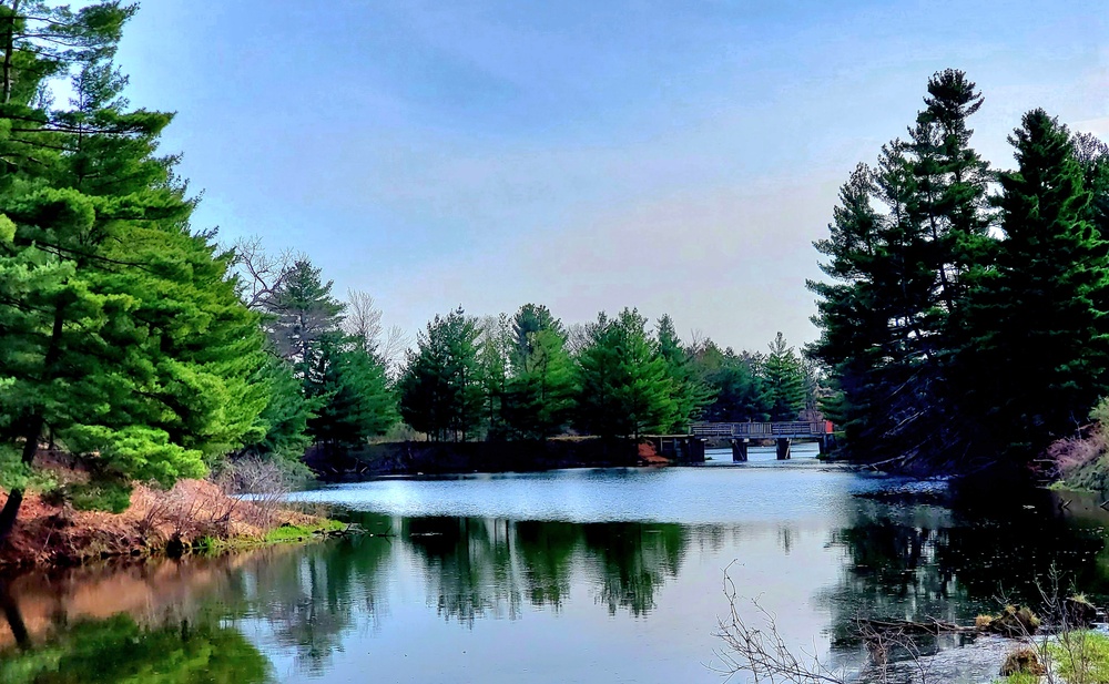 Fort McCoy’s Suukjak Sep Lake continues to be an easily accessible place of beauty at post’s Pine View Recreation Area