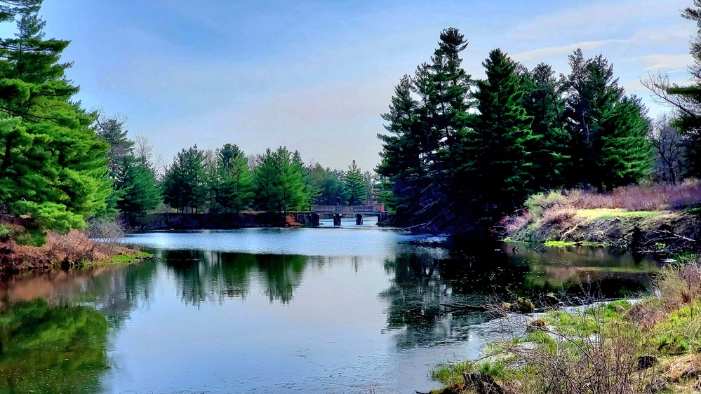 Fort McCoy’s Suukjak Sep Lake continues to be an easily accessible place of beauty at post’s Pine View Recreation Area