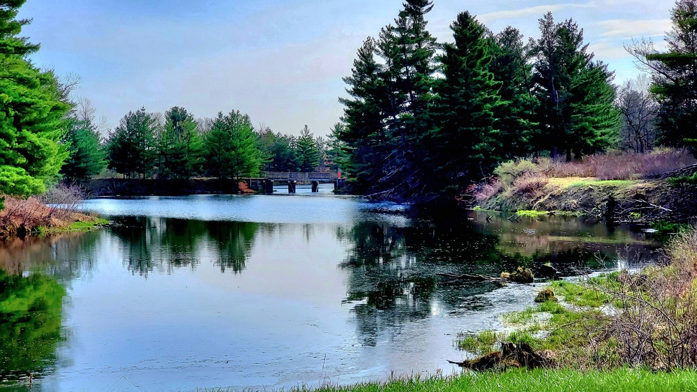 Fort McCoy’s Suukjak Sep Lake continues to be an easily accessible place of beauty at post’s Pine View Recreation Area