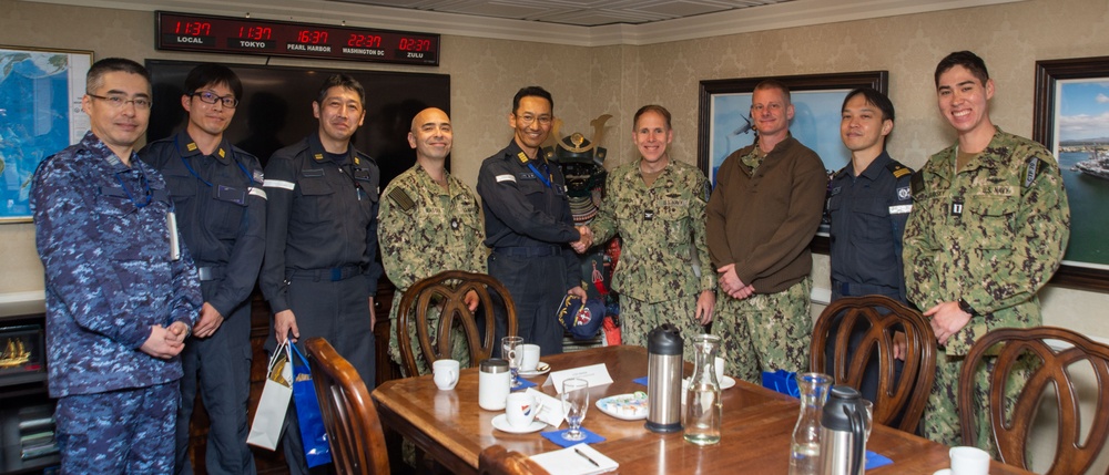CTF 70 and JS Izumo leaders conduct meeting