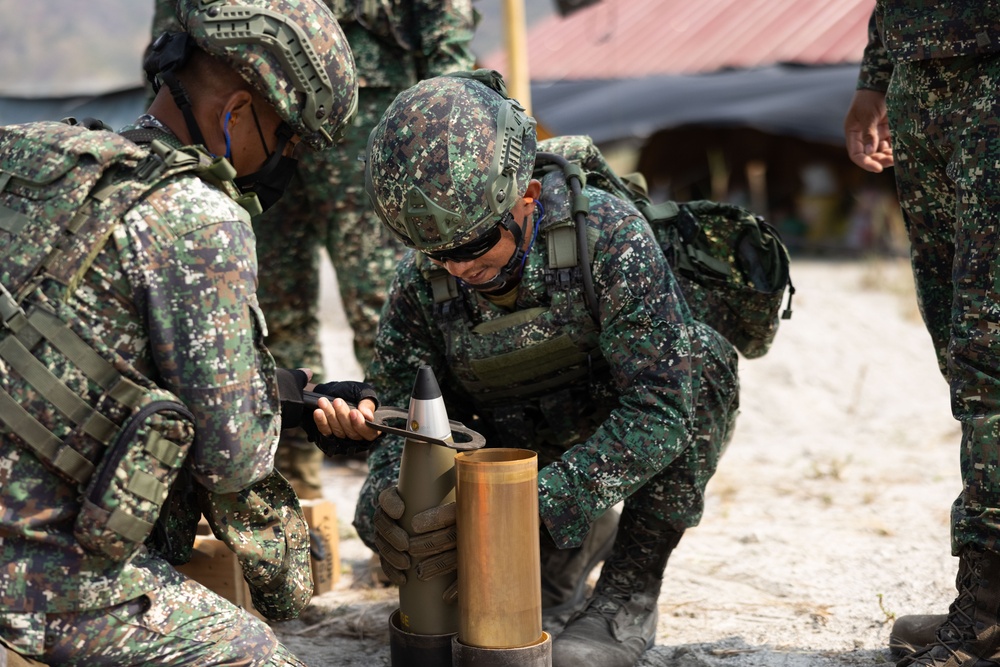 Balikatan 23 | 3d LCT Marines, Philippine Marines conduct bilateral artillery range