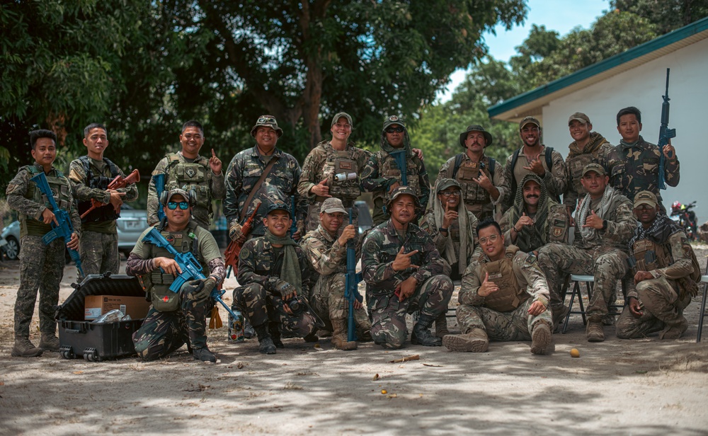 USAF, PAF security forces train during Cope Thunder