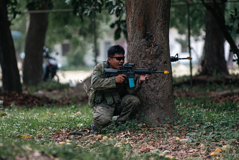 USAF, PAF security forces train during Cope Thunder