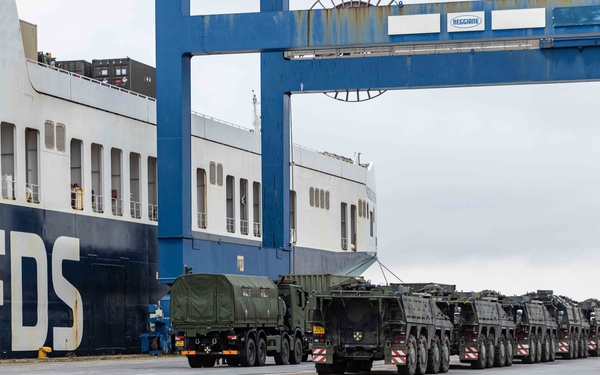 DEU Armored Vehicles Arrive, Sardinia