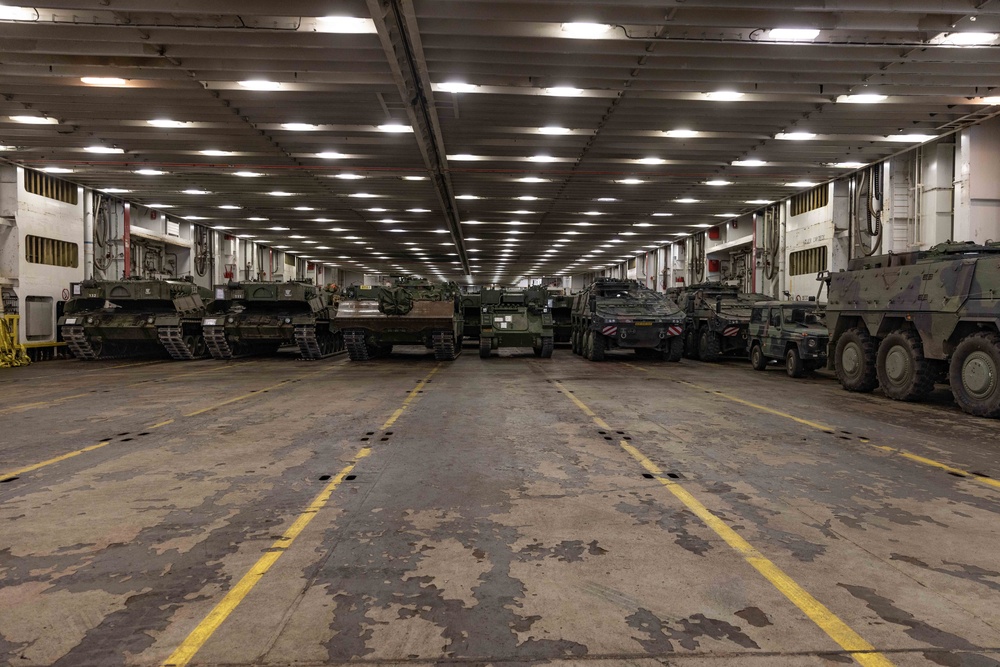DEU Armored Vehicles Arrive, Sardinia