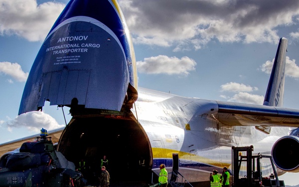 Noble Jump 23: Antonov An-124 Ruslan Delivers German Tiger Attack Helicopters, Sardinia