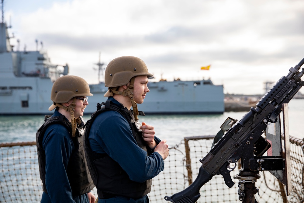 USS Porter Arrives in Rota, Spain