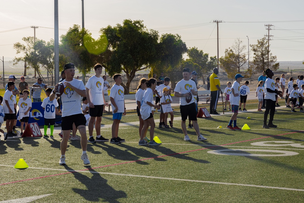 LA Rams coaches host clinic for Combat Center youth