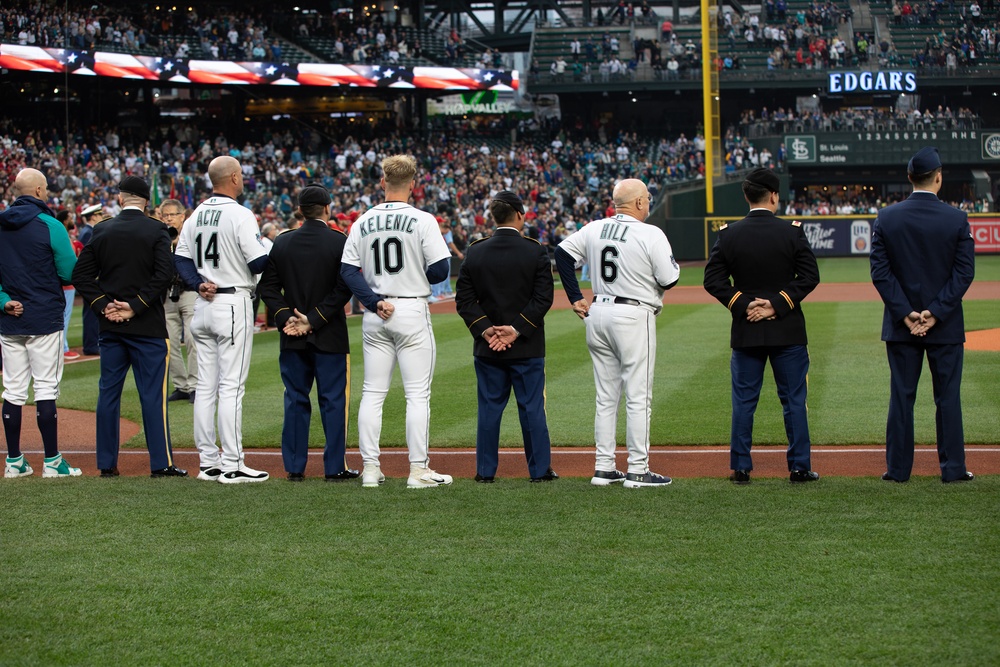 Servicemembers Honored at Mariners &quot;Salute to Armed Forces&quot; Game