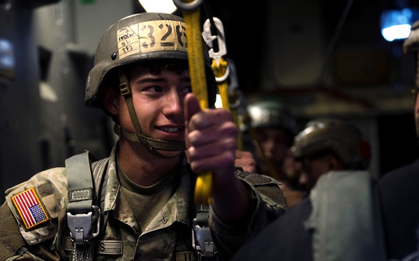 Army Airborne School helps service members pursue passions, enhance careers