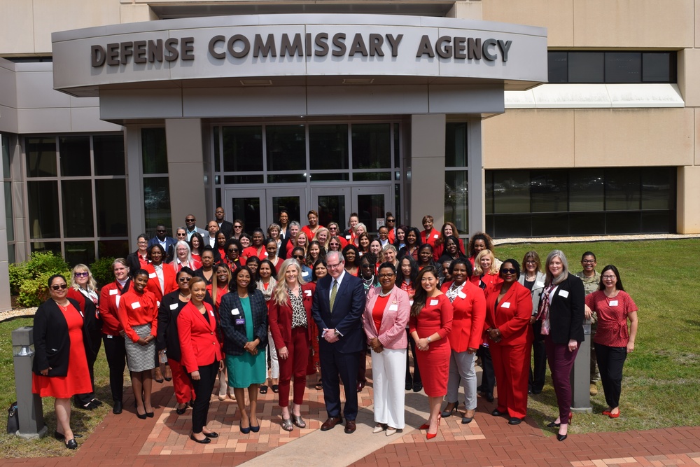 Female IT professionals converge on DeCA headquarters for DOD summit