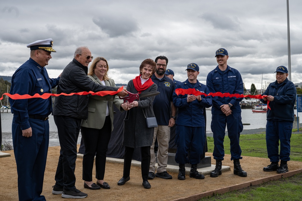 Coast Guard opens K-9 Team Memorial