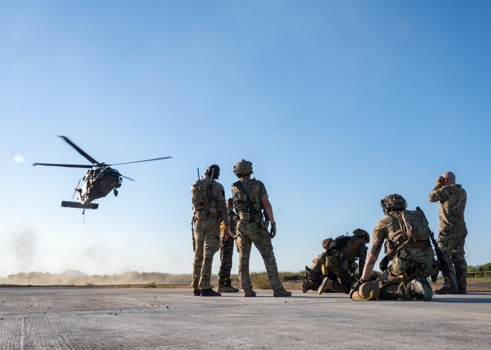 Balikatan 23 | US SEALs, Night Stalkers, Philippine Special Operations conduct fast-rope training