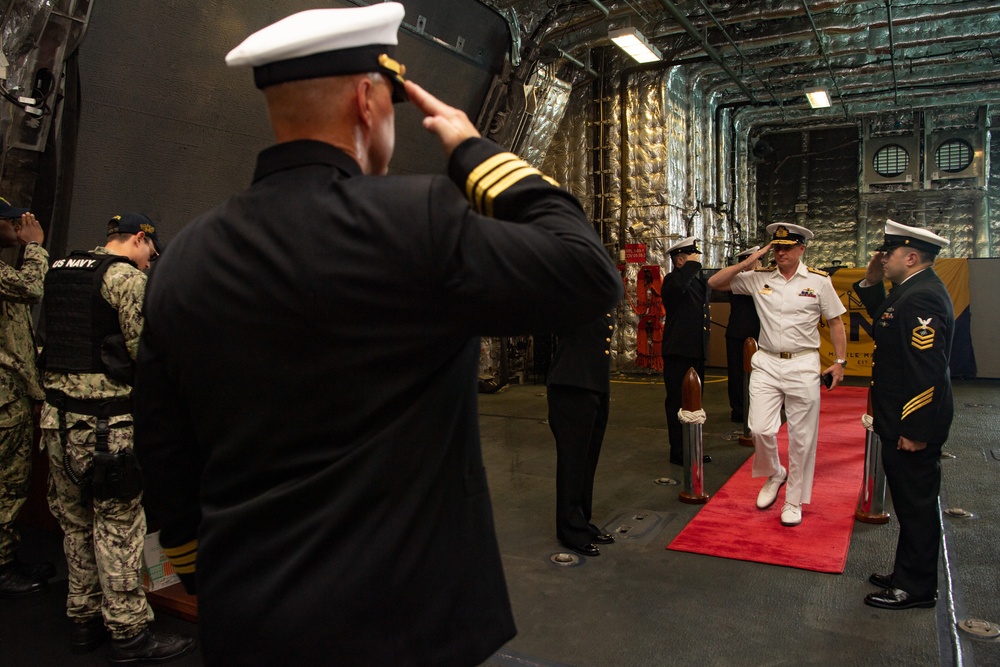 USS Mobile (LCS 26) hosts distinguished visitors for the International Maritime Defense Exhibition 2023
