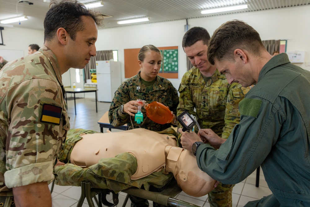 MRF-D, ADF, and British Army medical teams participate in airway lab