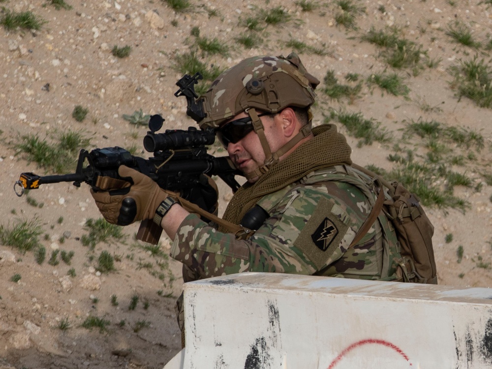 Task Force Spartan Crisis Response Task Force trains in Kuwait