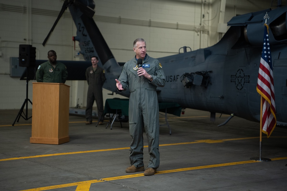 U.S. Air Force Master Sergeant Mathew Hawkins recognized for the Cheney Award