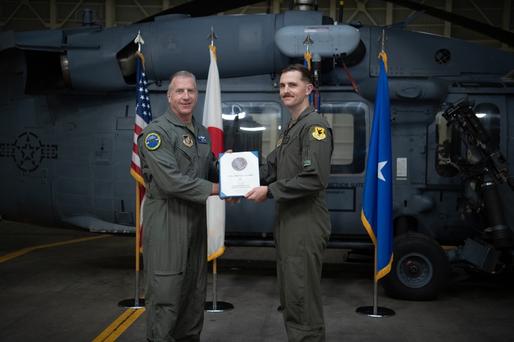 U.S. Air Force Master Sergeant Mathew Hawkins recognized for the Cheney Award