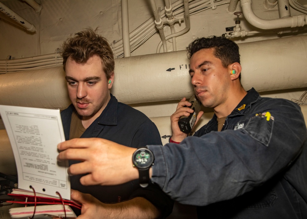 Sailors Conduct Engineering Training Aboard USS John Finn (DDG 113)