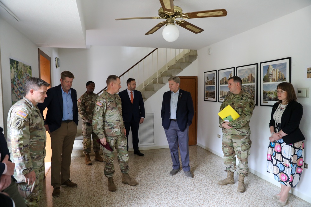 Congressional visit to SETAF-AF