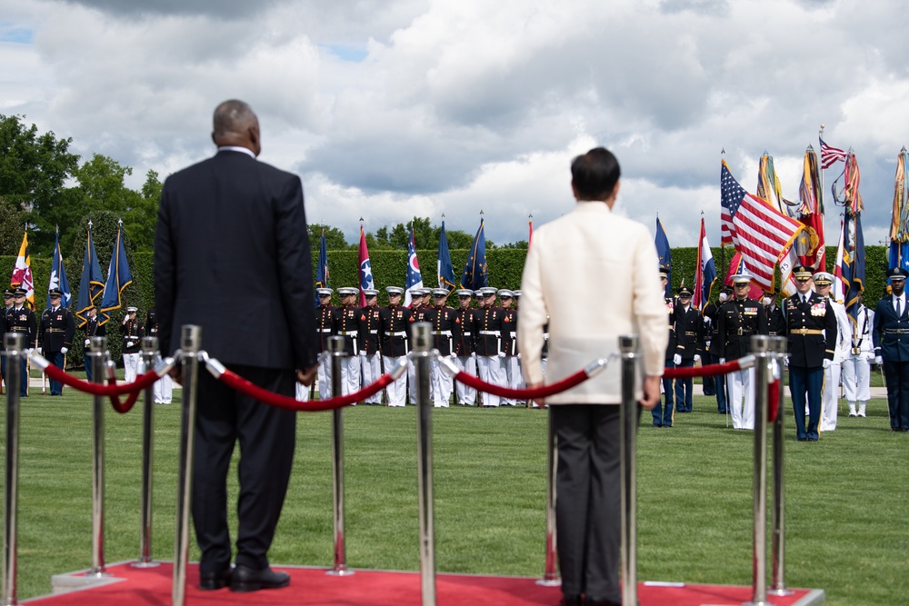 Armed Forces Full Honors Arrival ceremony in honor of the president of the Philippines, Ferdinand Romualdez Marcos Jr.