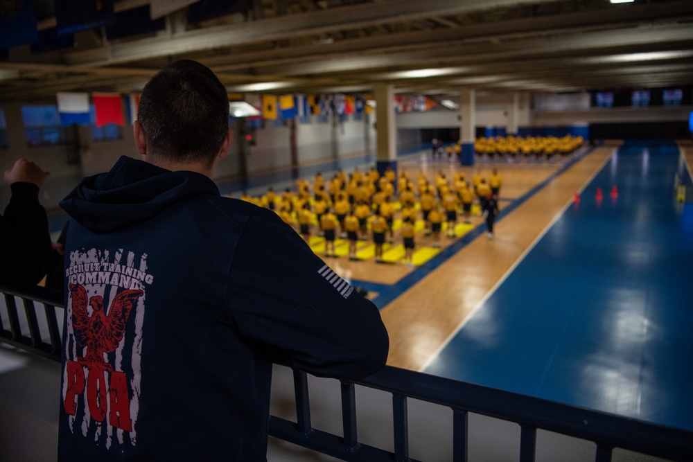 Helicopter Sea Combat Squadron (HSC) 3 Sponsors Recruits