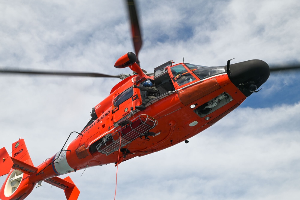 U.S. Coast Guard Station Marathon conducts helicopter operations training