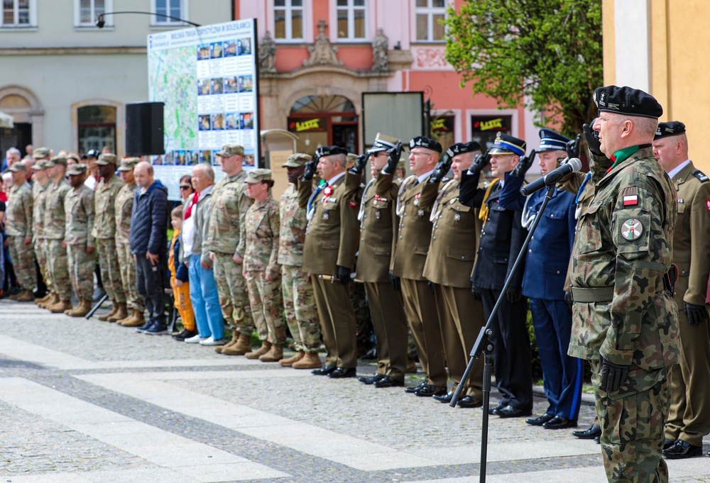 4ID Celebrates Flag Day with Poland in Bolesławiec