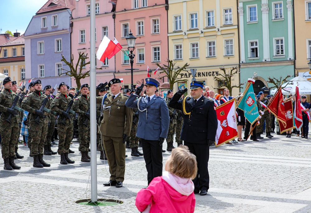 4ID Celebrates Flag Day with Poland in Bolesławiec