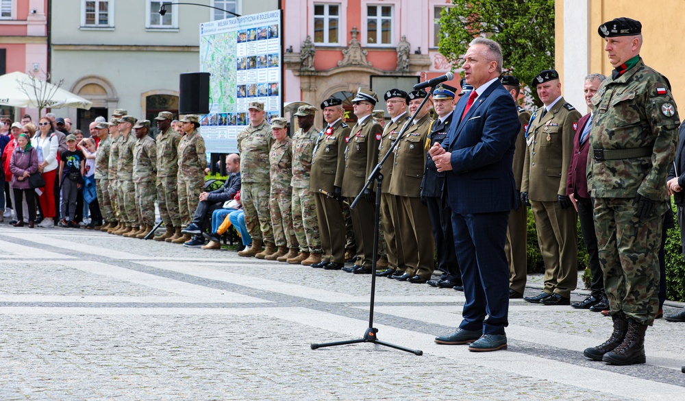 4ID Celebrates Flag Day with Poland in Bolesławiec