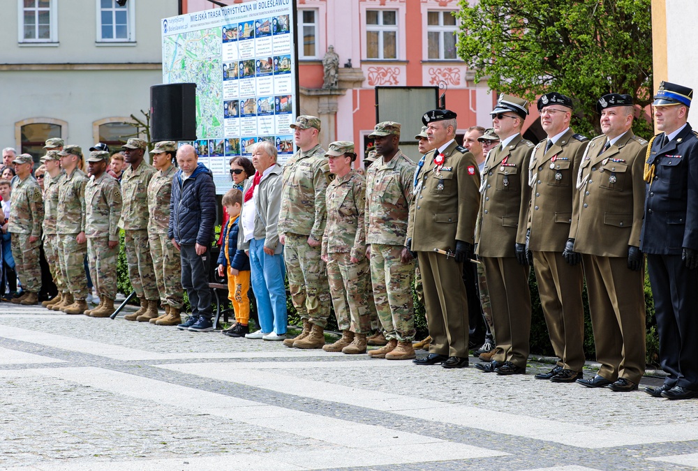 4ID Celebrates Flag Day with Poland in Bolesławiec