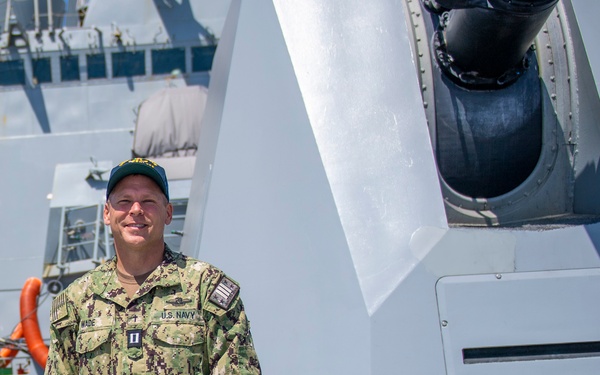Surface Force Chaplains Strengthen the Spirit of the Seas