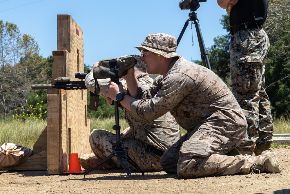 Marines and Veterans take on 14th Annual Recon Challenge