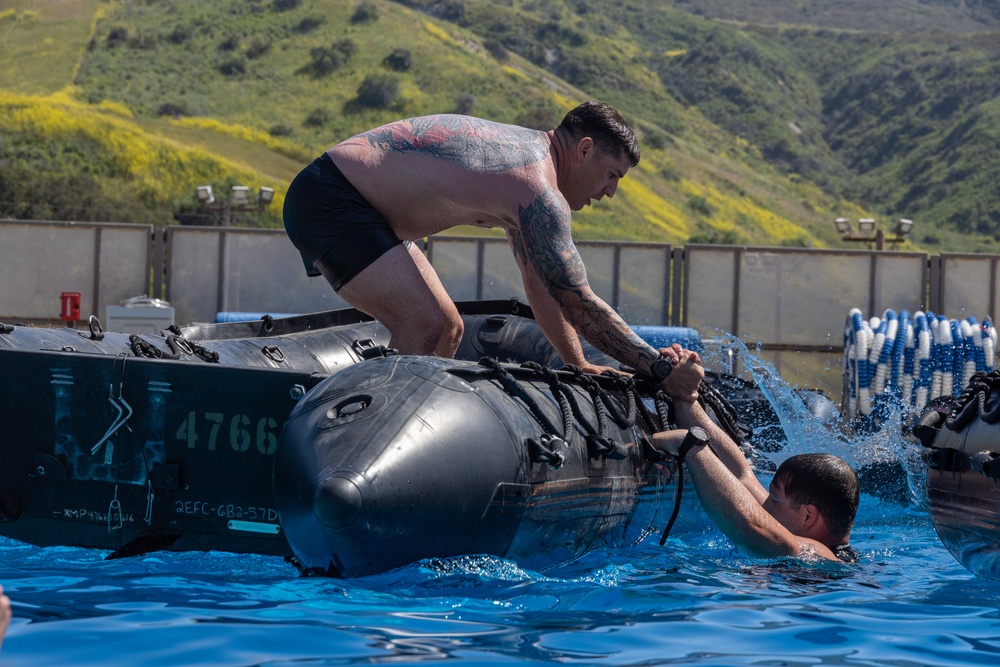 Marines and Veterans take on 14th Annual Recon Challenge