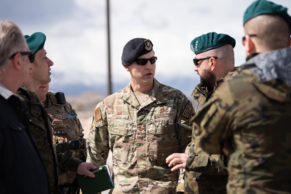 Creech welcomes Polish delegation