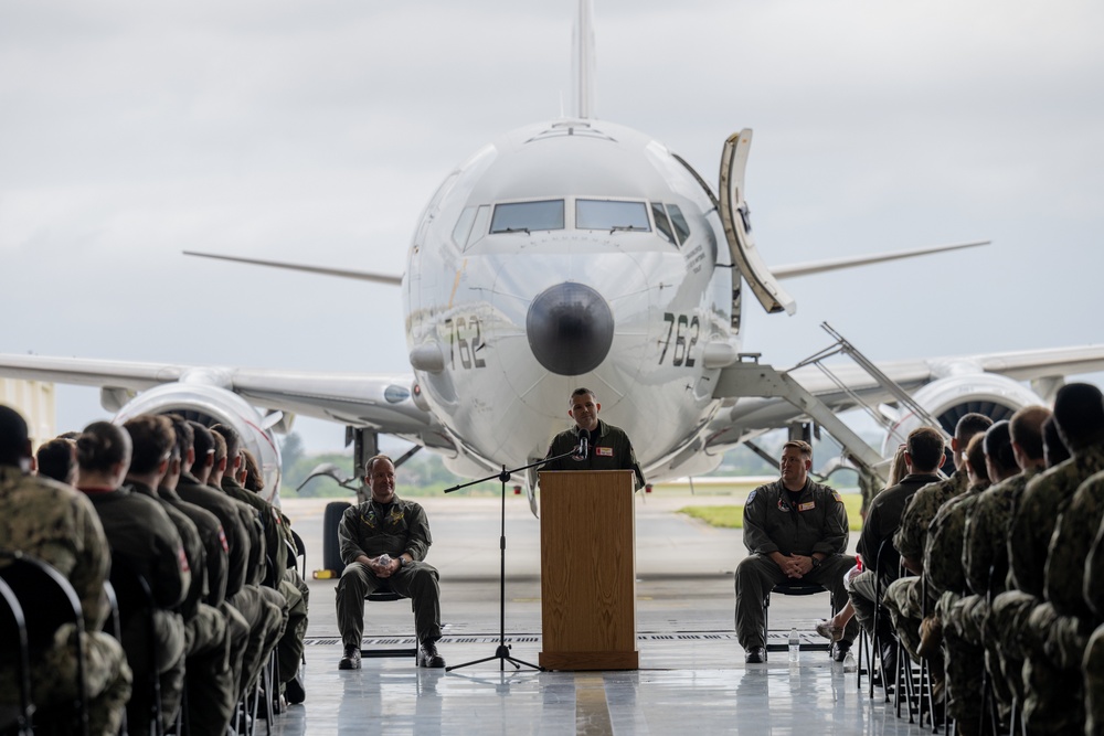 WAR EAGLES VP-16 Change of Command Ceremony