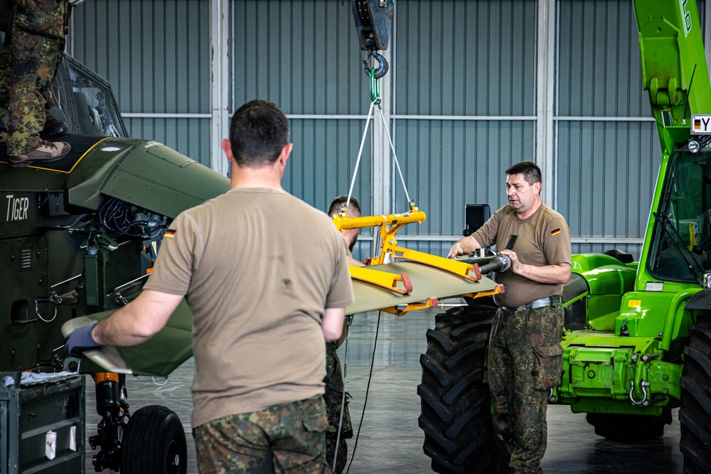 Noble Jump 23: Tiger Attack Helicopter Assembly