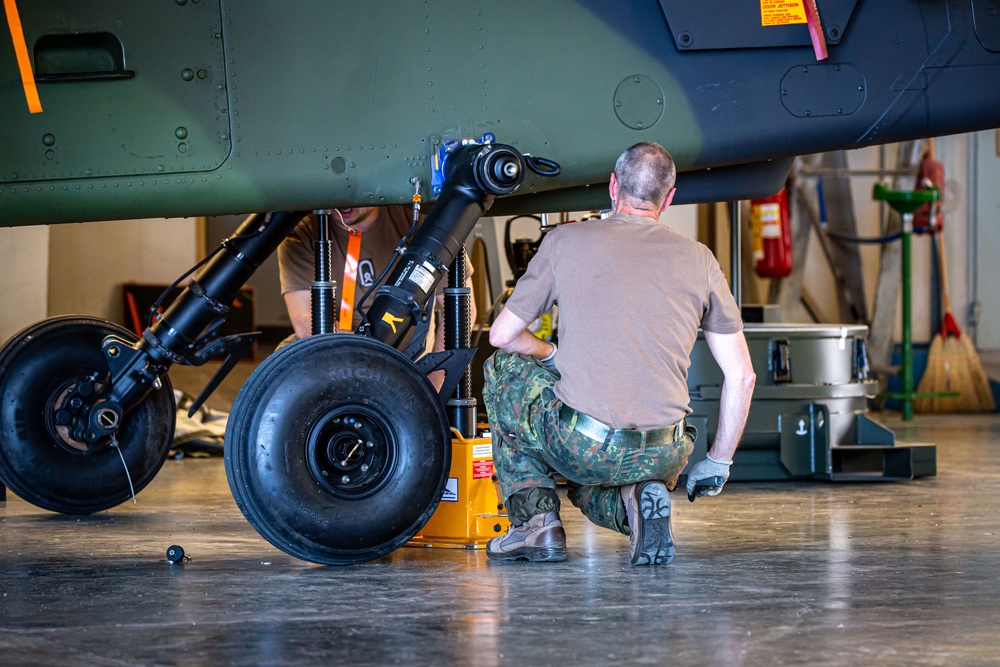 Noble Jump 23: Tiger Attack Helicopter Assembly