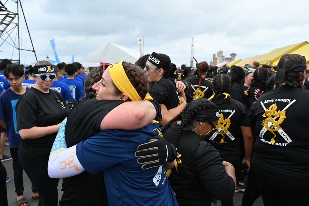 Army Ladies' take dragon boat championship trophy