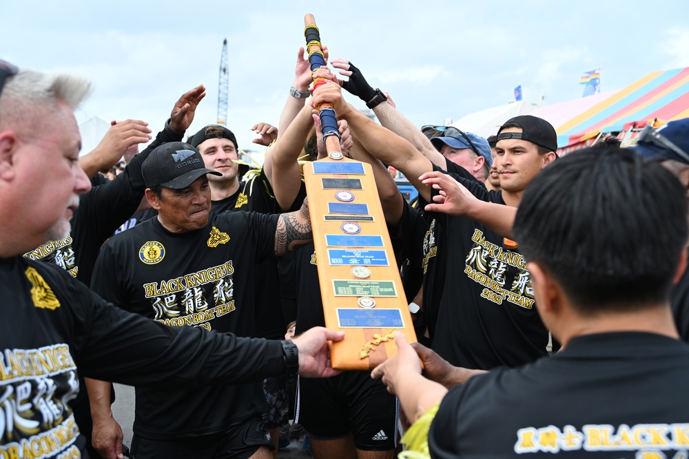 Army Black Knights take 2nd in Naha dragon boat races