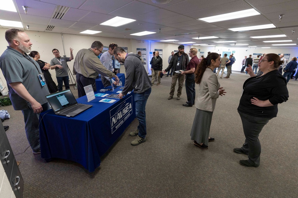 Innovators connect and share knowledge during NUWC Keyport’s second-ever Technical Exchange Meeting